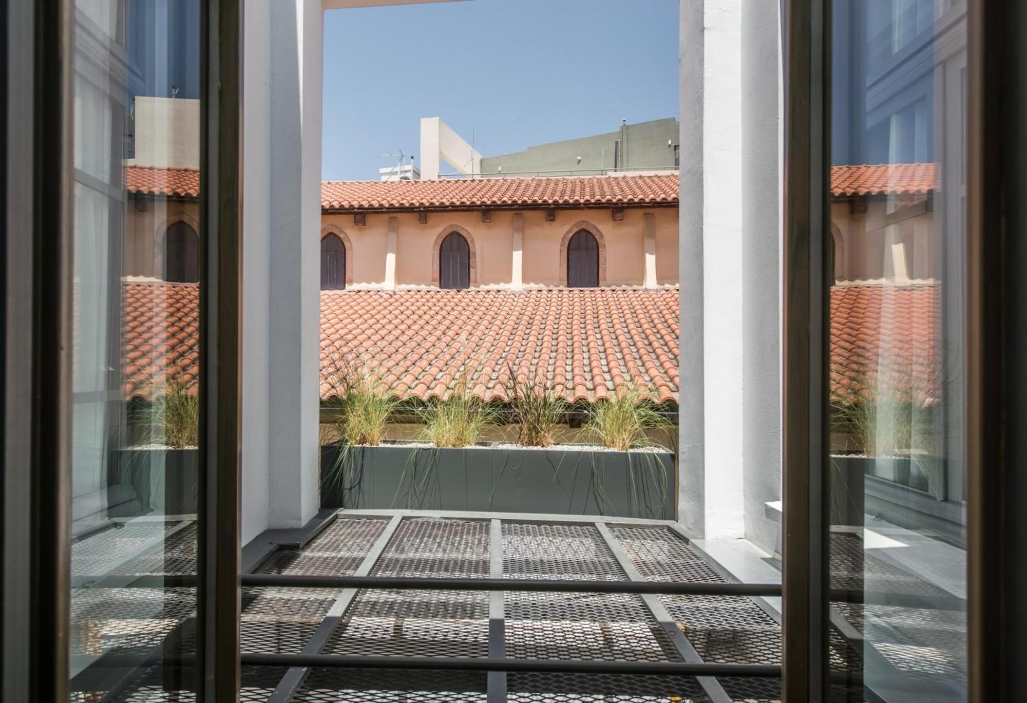 Vegga Suites Heraklion Exteriör bild